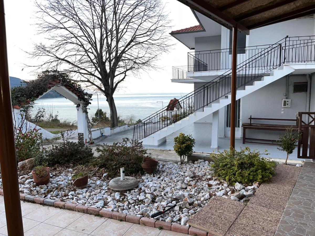 Villa Leonidas Koutsoupia Коккінон-Нерон Екстер'єр фото
